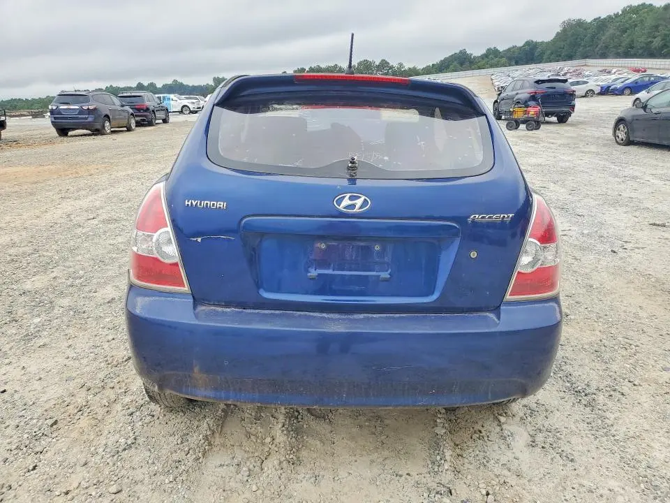 2010 HYUNDAI ACCENT GS  