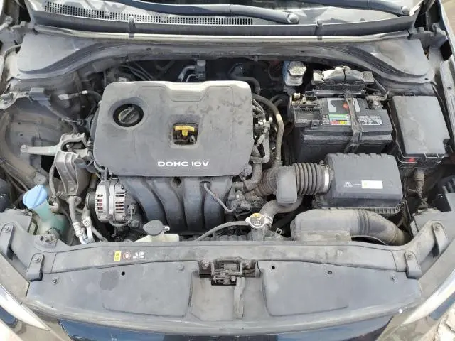 2017 HYUNDAI ELANTRA SE