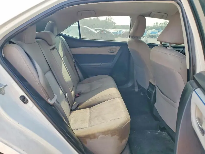 2015 TOYOTA COROLLA LE PLUS  