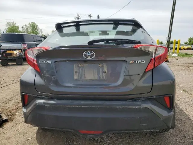 2018 TOYOTA C-HR XLE  