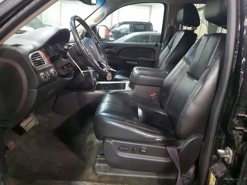 2014 GMC YUKON XL K1500 SLT  