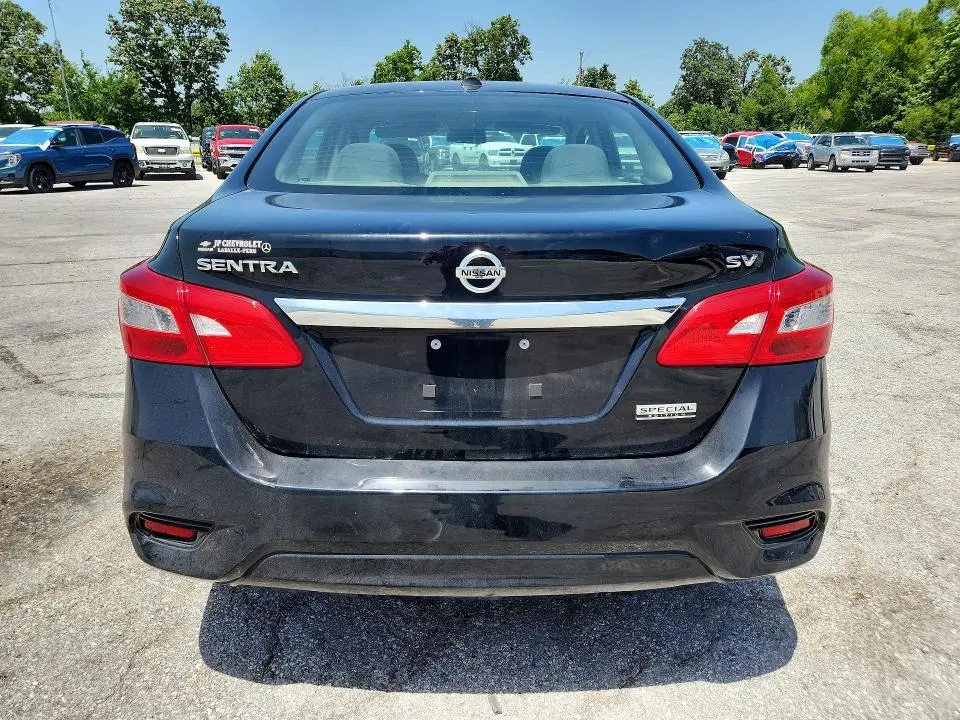 2019 NISSAN SENTRA SV  
