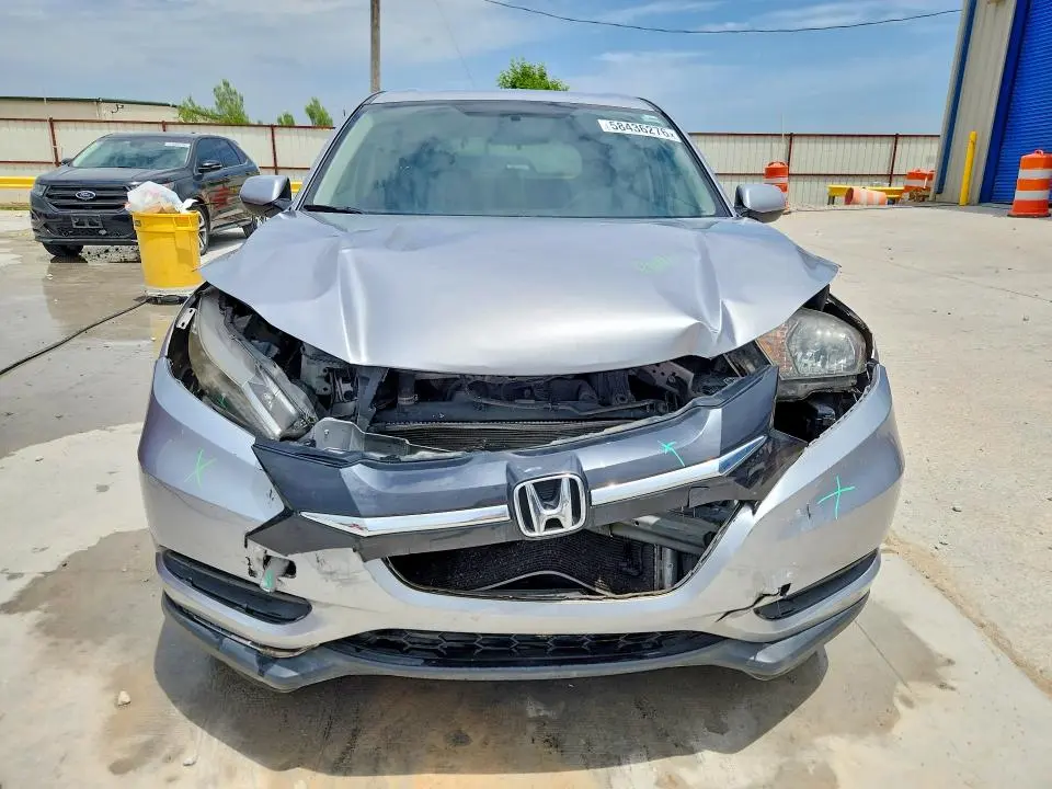 2018 HONDA HR-V LX  