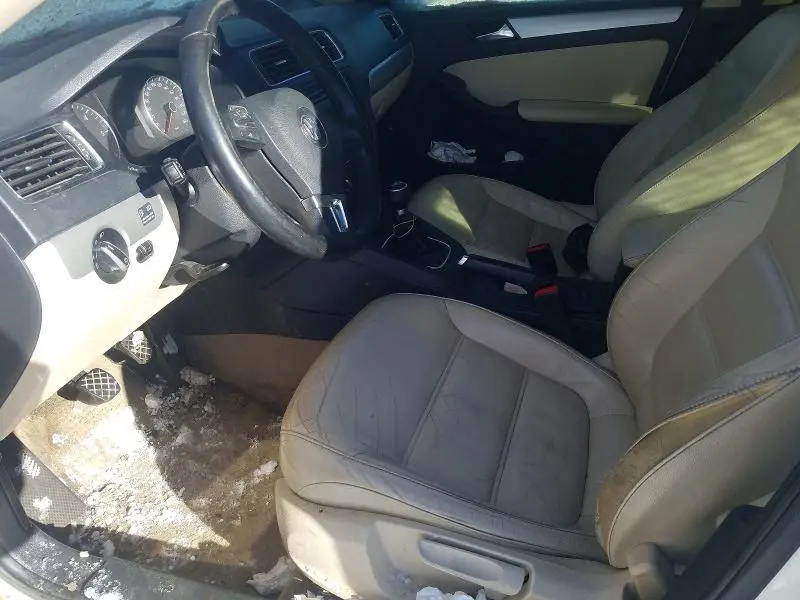 2012 VOLKSWAGEN JETTA TDI  