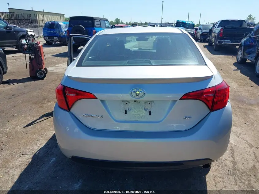 2017 TOYOTA COROLLA SE