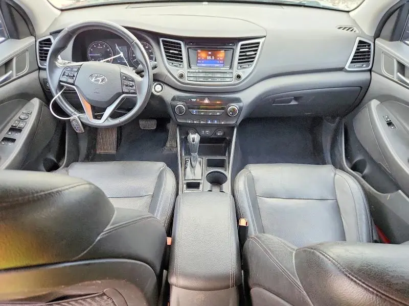 2016 HYUNDAI TUCSON SPORT  