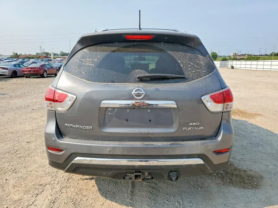 2016 NISSAN PATHFINDER PLATINUM  