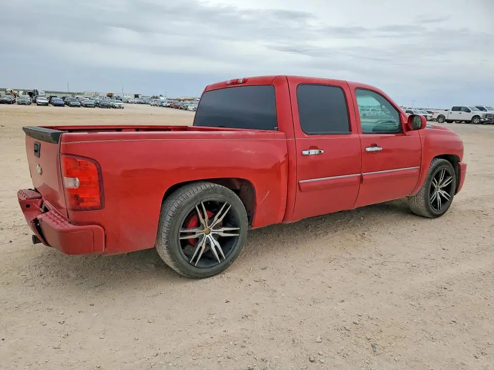 2011 CHEVROLET SILVERADO C1500 LT  