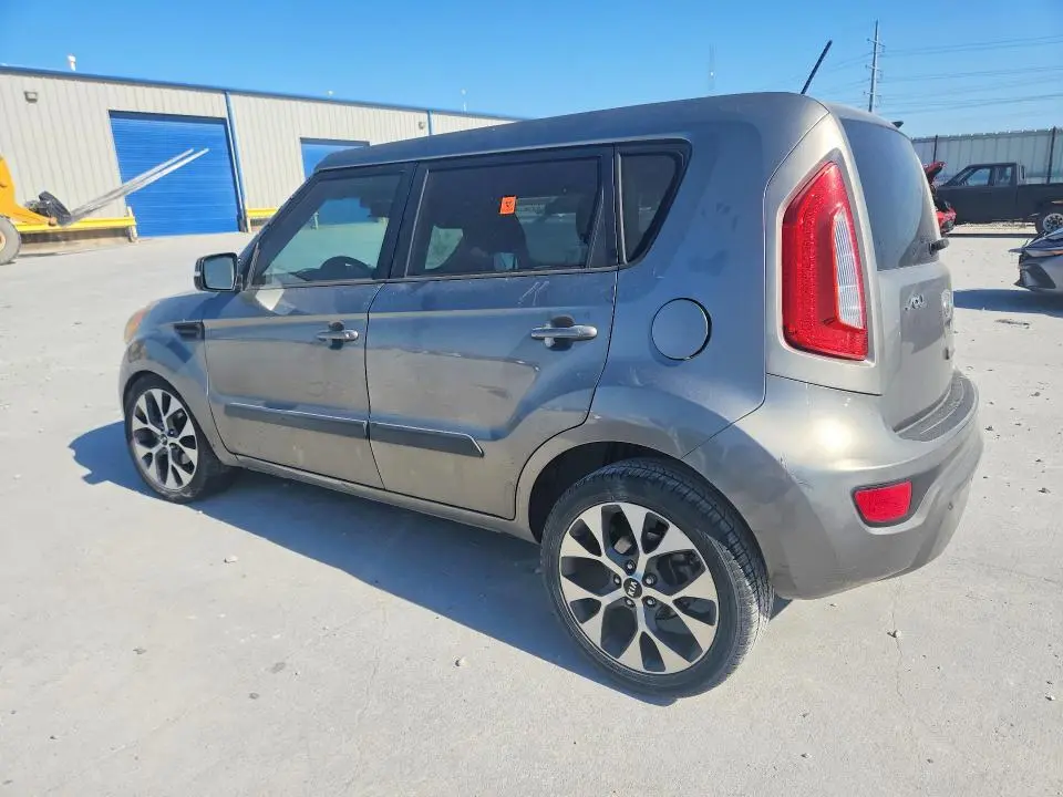 2012 KIA SOUL !  
