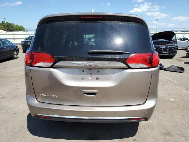 2017 CHRYSLER PACIFICA TOURING L PLUS  