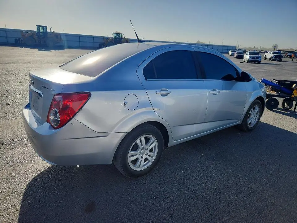 2014 CHEVROLET SONIC LT  