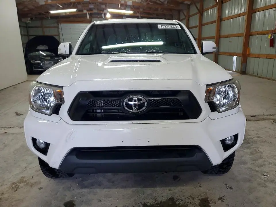2015 TOYOTA TACOMA V6  