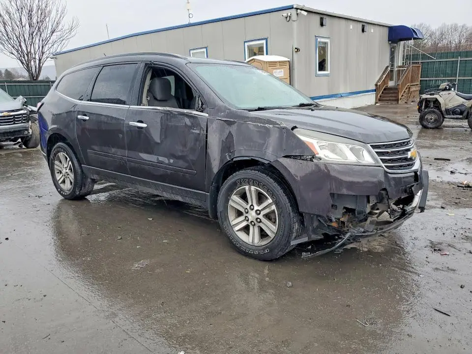 2015 CHEVROLET TRAVERSE LT  