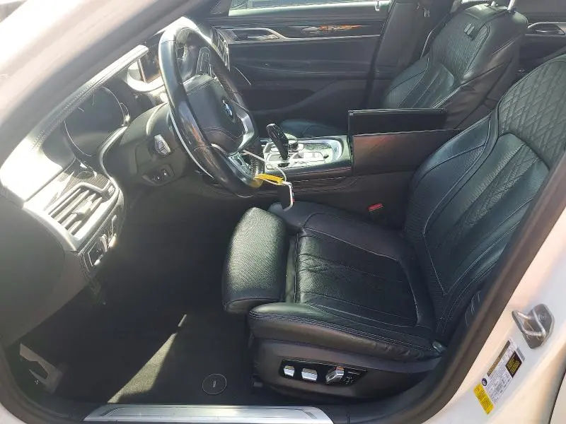 2019 BMW 750 I  