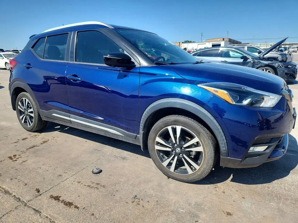 2020 NISSAN KICKS SR  