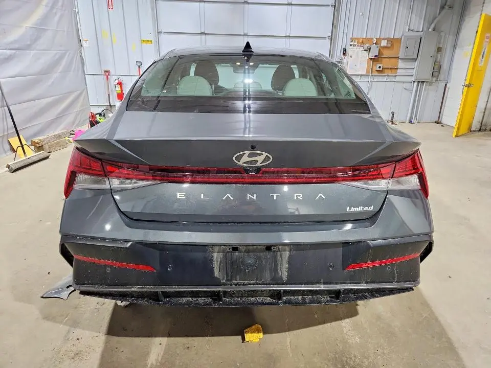 2024 HYUNDAI ELANTRA LIMITED  