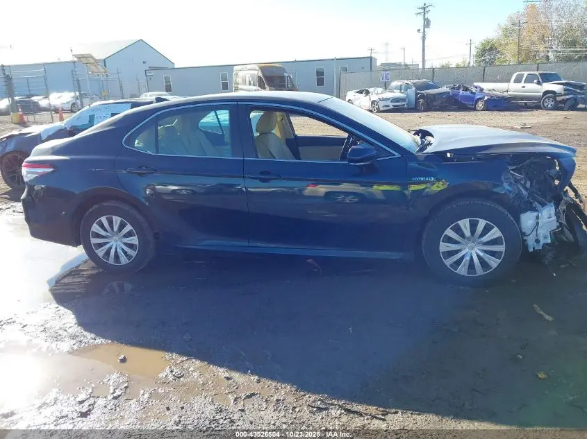 2020 TOYOTA CAMRY LE HYBRID