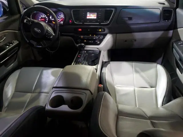 2017 KIA SEDONA LX  