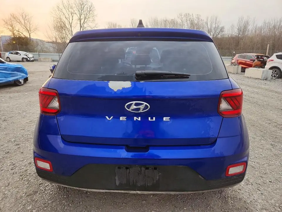 2021 HYUNDAI VENUE SE  