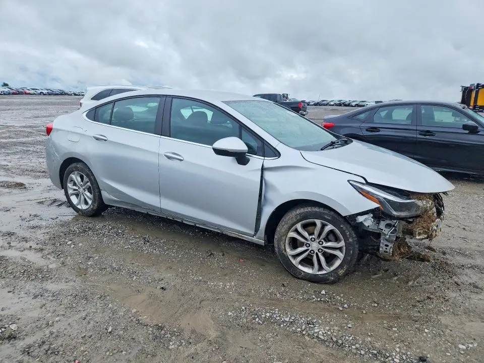 2019 CHEVROLET CRUZE LT  