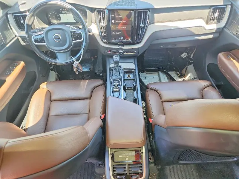 2020 VOLVO XC60 T5 INSCRIPTION  