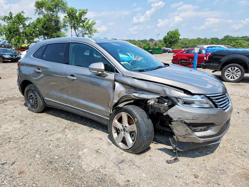 2017 LINCOLN MKC PREMIERE  
