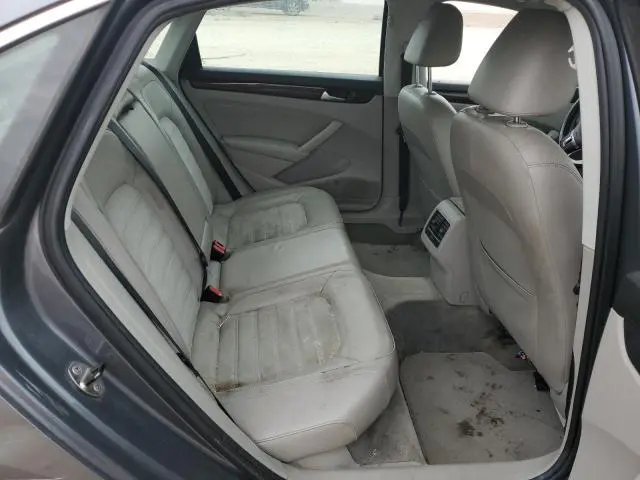 2013 VOLKSWAGEN PASSAT SEL  