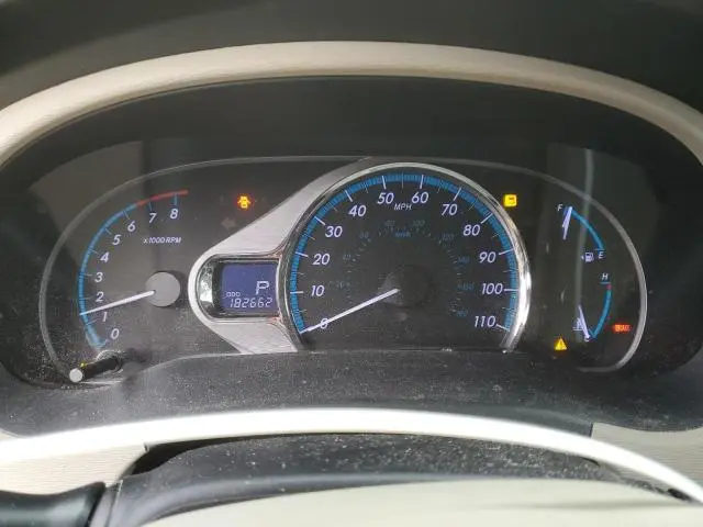 2011 TOYOTA SIENNA XLE  