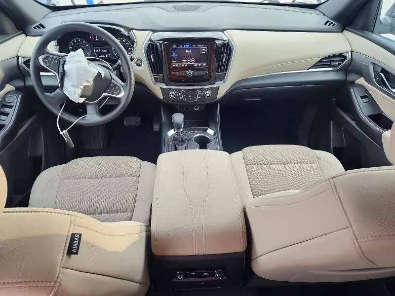2022 CHEVROLET TRAVERSE LS  