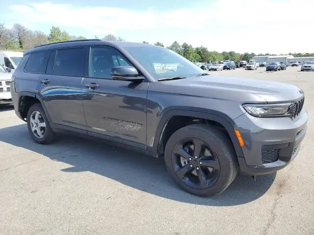 2022 JEEP GRAND CHEROKEE L LAREDO  