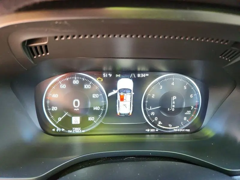 2020 VOLVO XC60 T5 MOMENTUM  