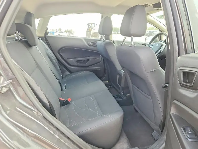 2018 FORD FIESTA SE  