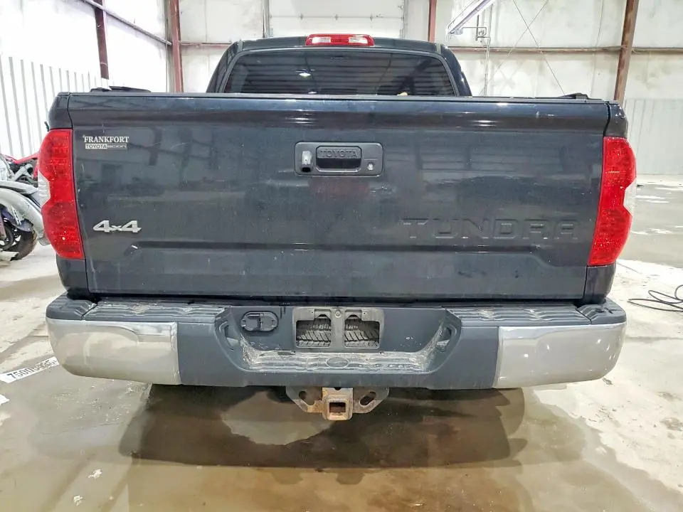 2014 TOYOTA TUNDRA CREWMAX SR5  