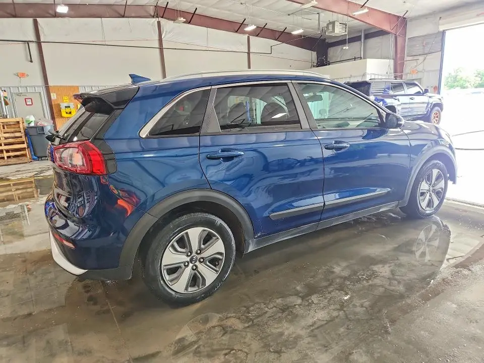 2017 KIA NIRO EX  