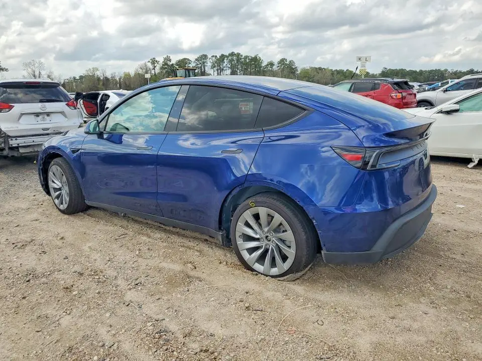2026 TESLA MODEL Y   