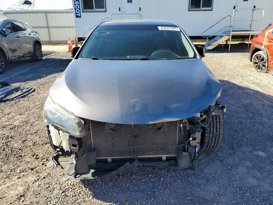 2015 TOYOTA CAMRY LE  