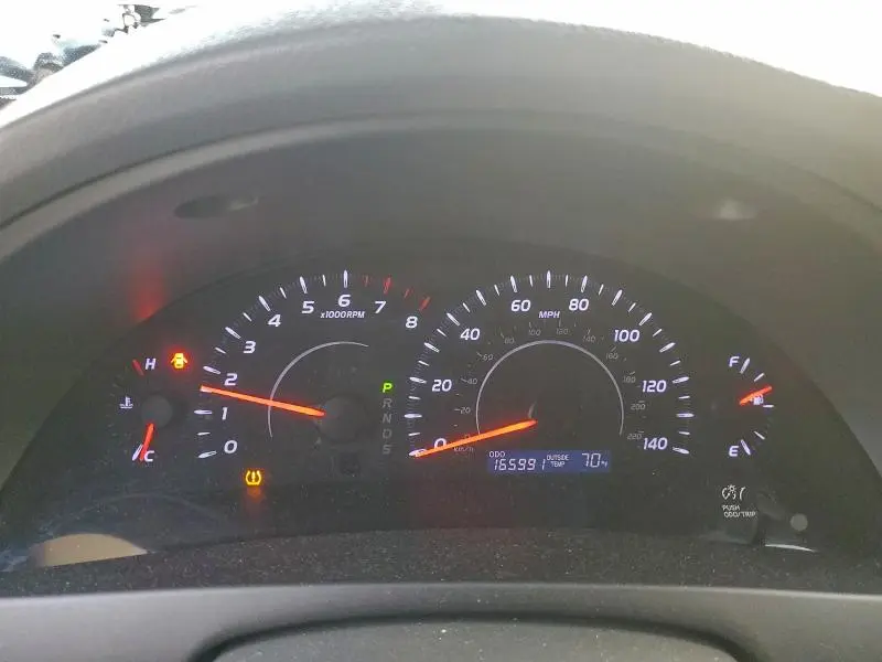 2010 TOYOTA CAMRY BASE  