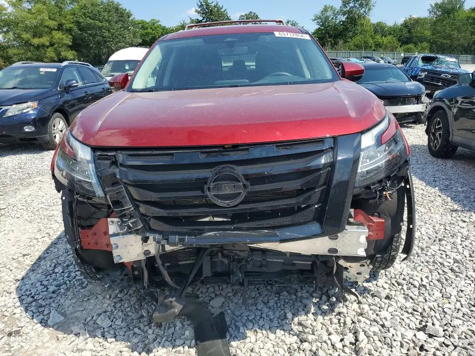 2023 NISSAN PATHFINDER SL  