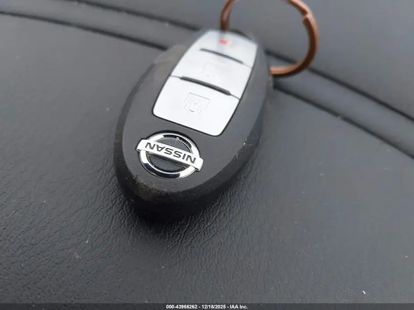2018 NISSAN PATHFINDER S