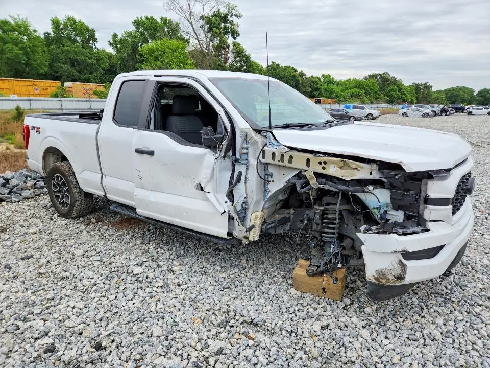 2023 FORD F150 SUPER CAB  