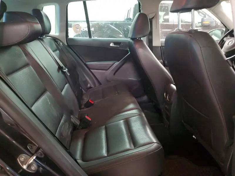 2012 VOLKSWAGEN TIGUAN S  