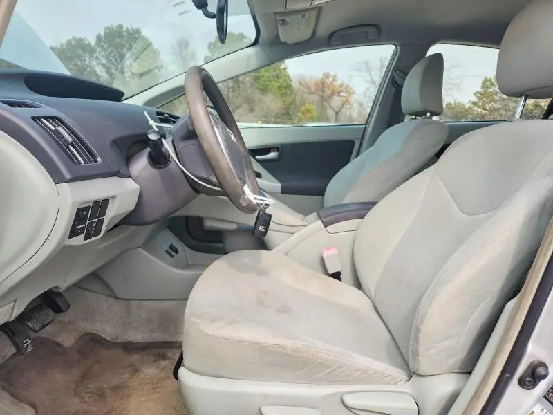 2010 TOYOTA PRIUS II  