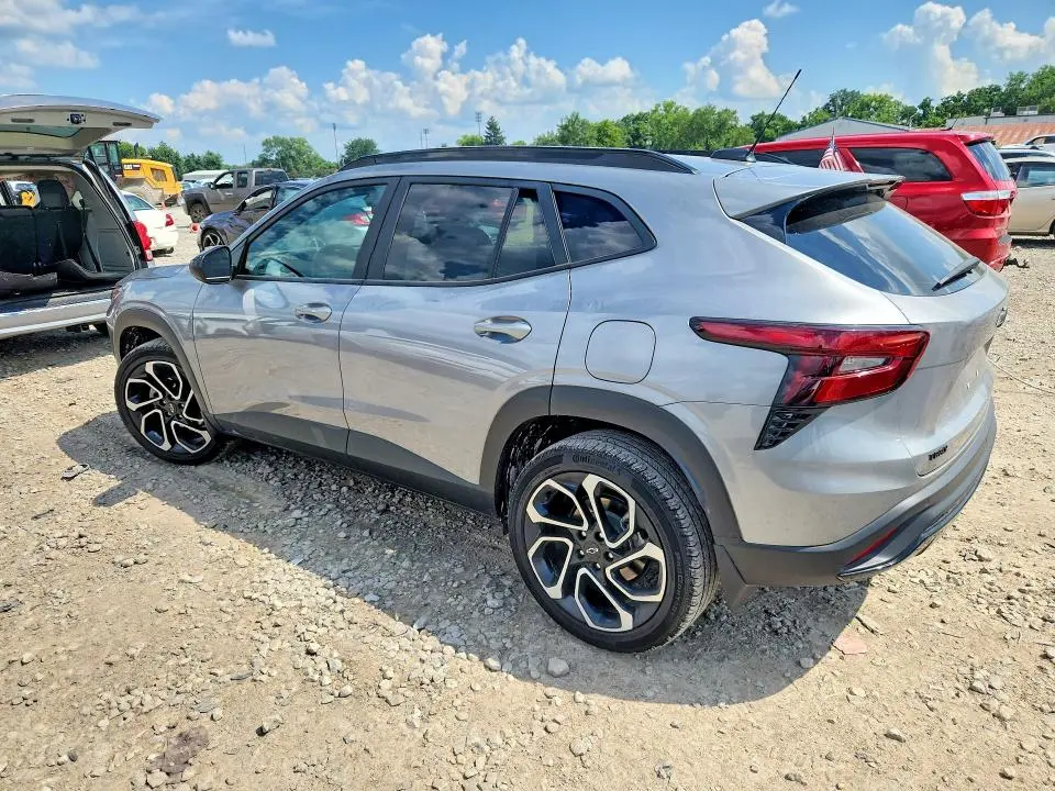 2025 CHEVROLET TRAX 2RS  