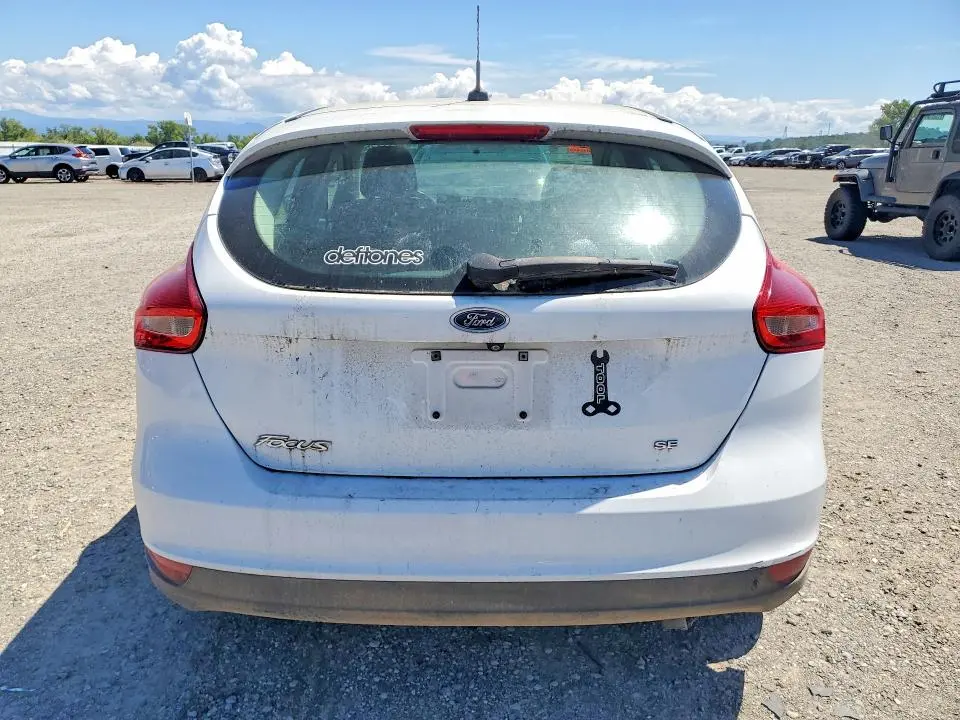 2018 FORD FOCUS SE  