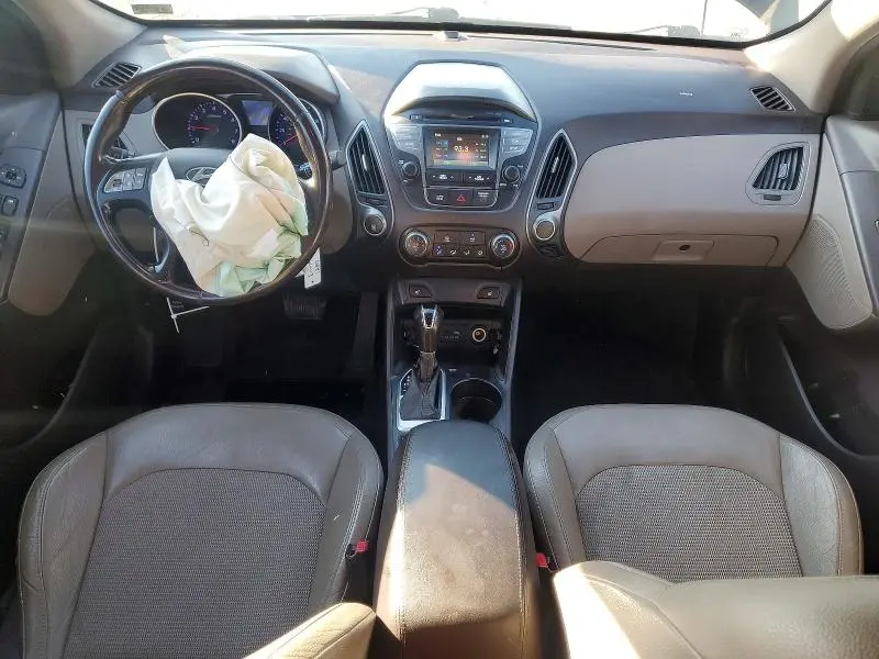 2015 HYUNDAI TUCSON SE  
