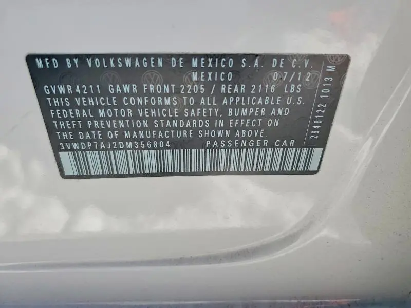 2013 VOLKSWAGEN JETTA SE  