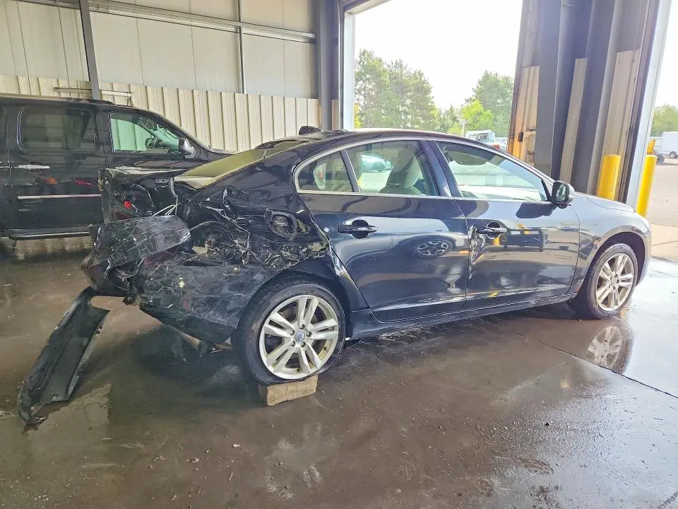 2012 VOLVO S60 T6  