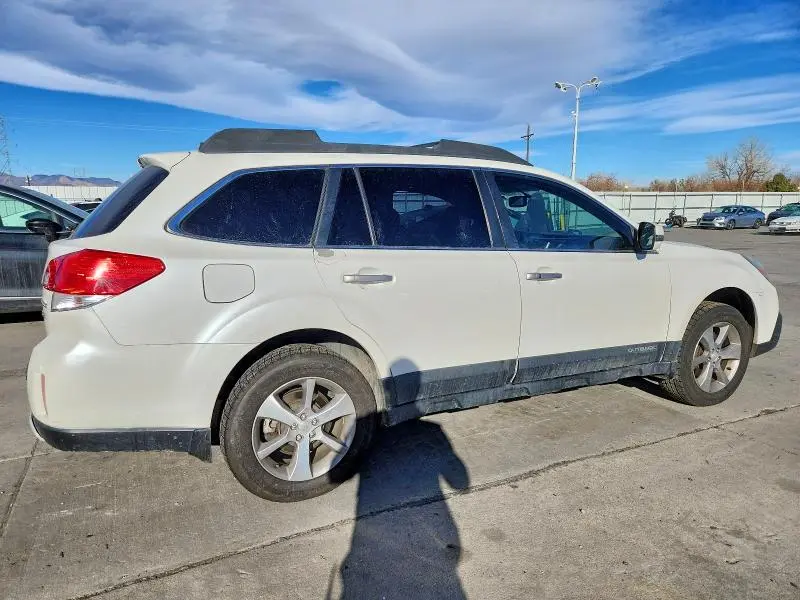 2013 SUBARU OUTBACK 3.6R LIMITED  