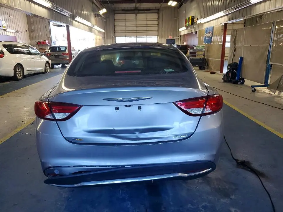 2016 CHRYSLER 200 LIMITED  