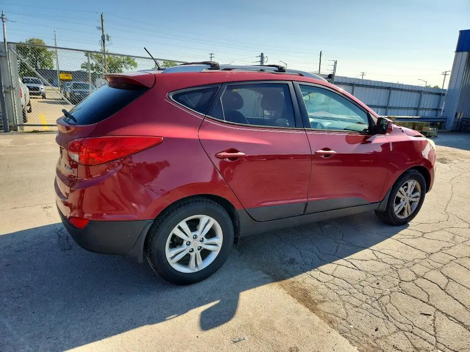 2012 HYUNDAI TUCSON GLS  